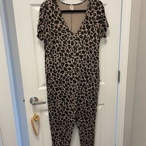 Smash and Tess romper